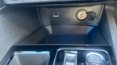 Peugeot 3008 1.2 Hybrid 136 Allure Premium+ 5dr e-DSC6 Petrol Estate